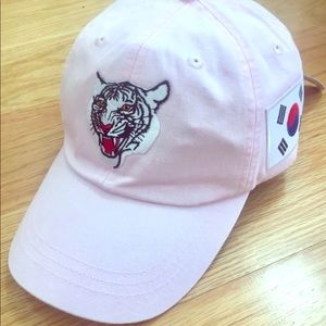 Pink White Tiger Cap with South Korean Flag
